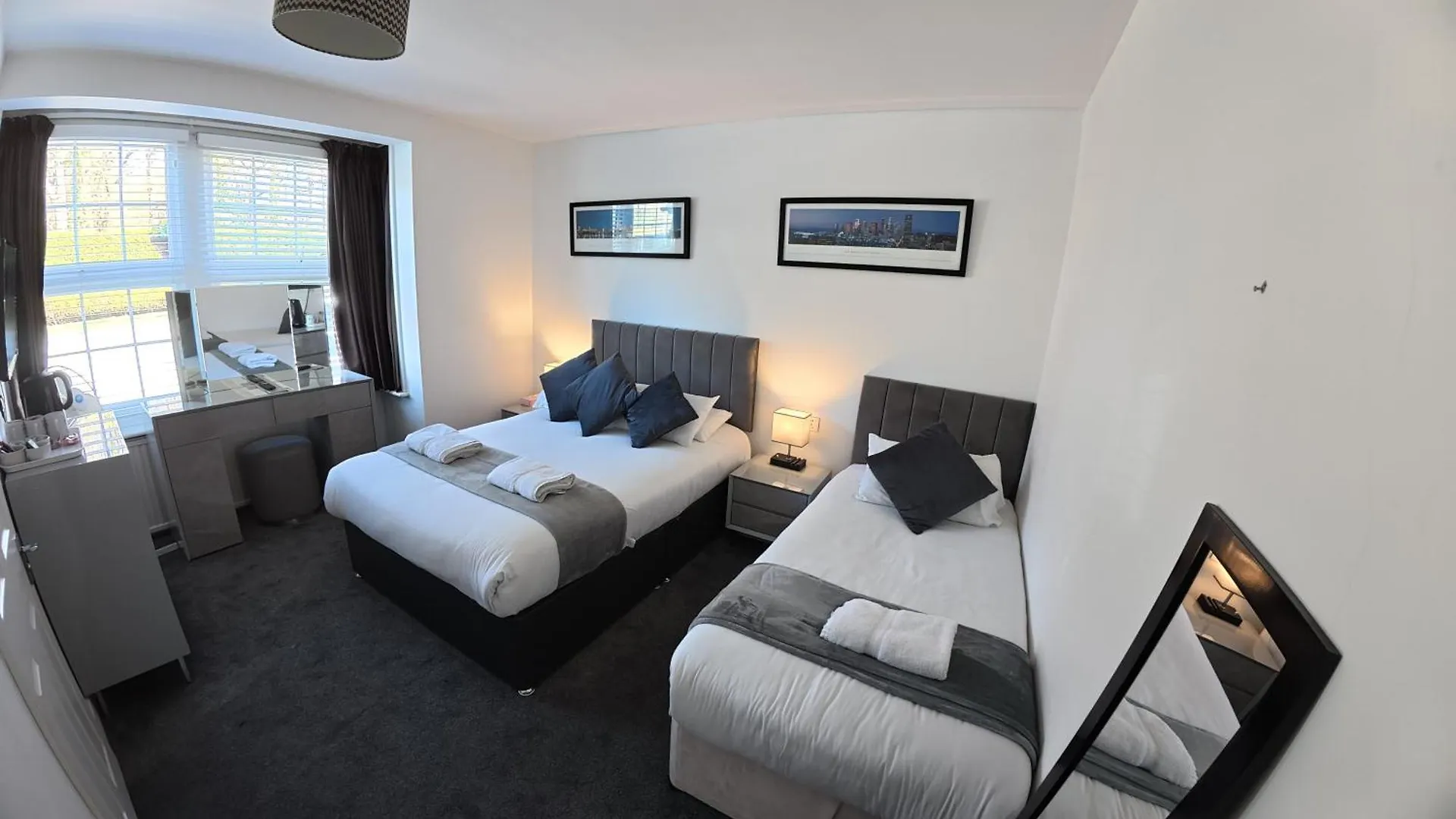 *** Bed and breakfast Oakhurst Gatwick B&B Crawley  Reino Unido